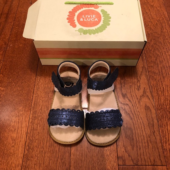 Livie & Luca New Size 9 Toddler Girl Navy Sandals - Picture 1 of 4